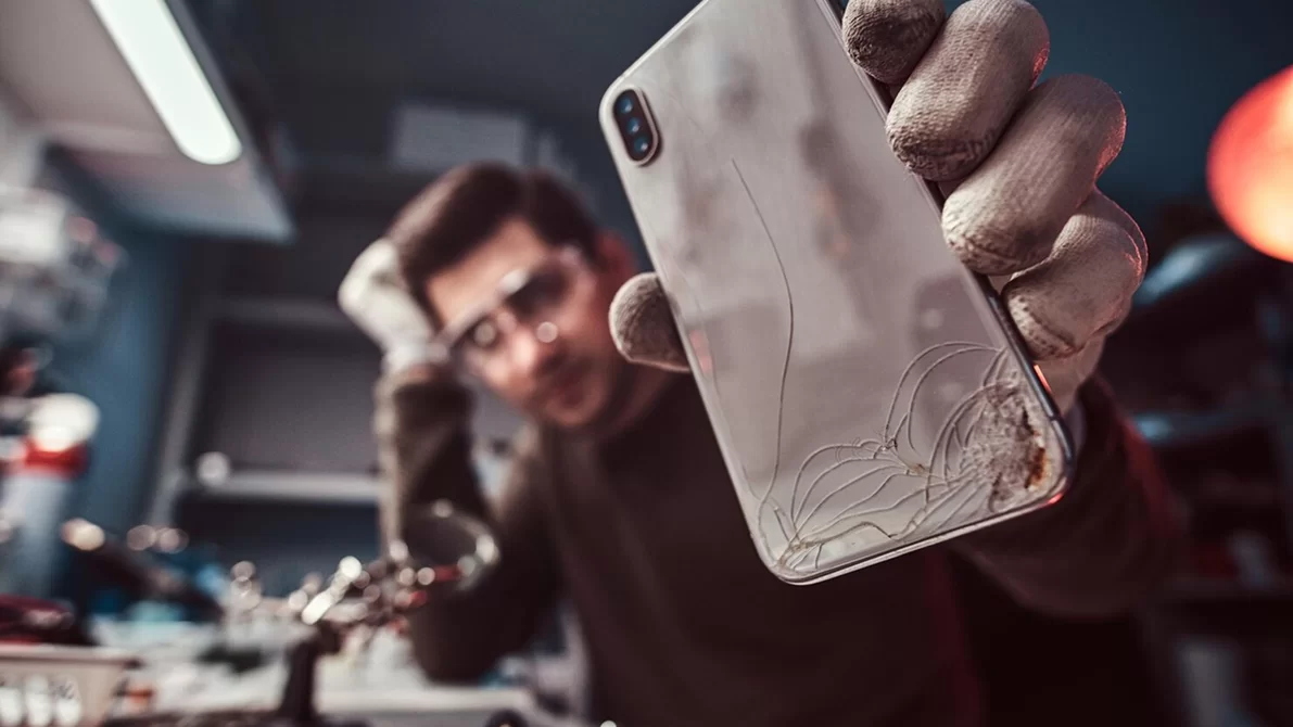 Thay pin iPhone chính hãng – Hiệu năng như mới